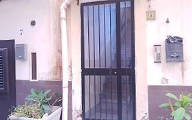 Appartamento Nica Room - Affitti Brevi Italia